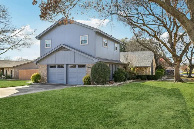 $525,000 | 840 Ridge Drive, Bedford, TX 76021