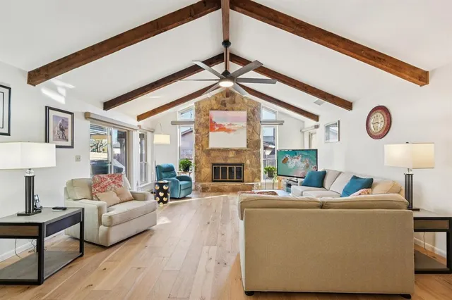 $525,000 | 840 Ridge Drive, Bedford, TX 76021