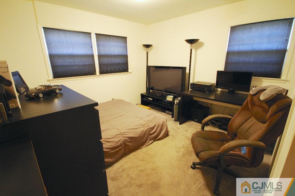 2 Maxwell Road East Brunswick, NJ 08816 - Photo 11 of 17 Gallery Image 11