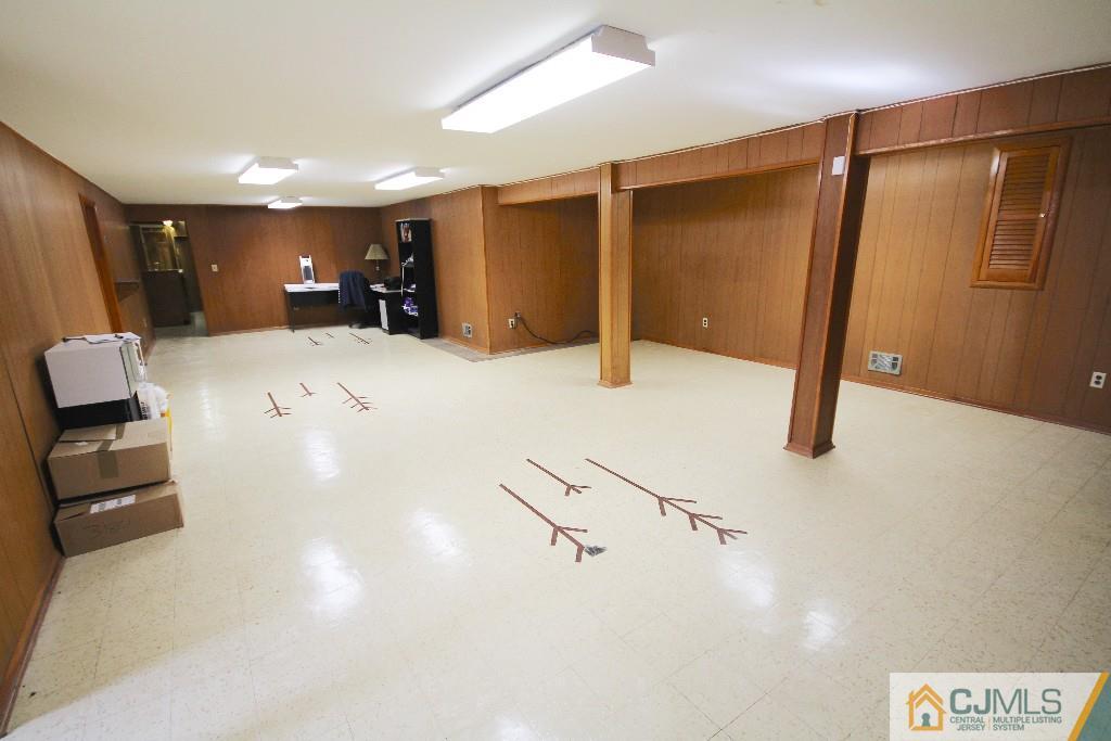 2 Maxwell Road East Brunswick, NJ 08816 - Photo 16 of 17 Gallery Image 16