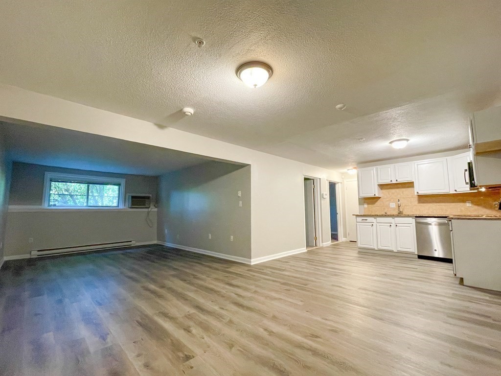 222 Stackpole Street, Unit 3 Lowell, MA 01852 - Photo 9 of 19 Gallery Image 9