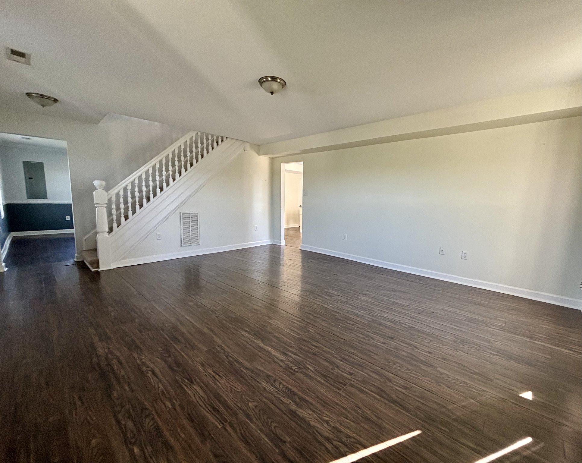 5054 Broad Run Road Jefferson, MD 21755 - Photo 5 of 23 Living Room