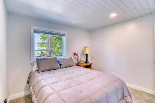 $1,495,000 | 11494 Ravenswood Beach Road, Detroit Lakes, MN 56501