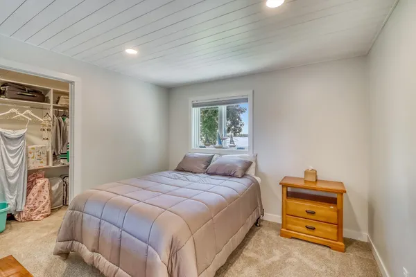 $1,495,000 | 11494 Ravenswood Beach Road, Detroit Lakes, MN 56501