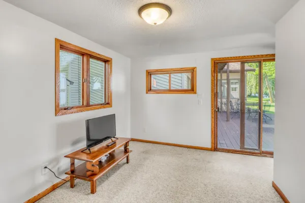 $1,495,000 | 11494 Ravenswood Beach Road, Detroit Lakes, MN 56501