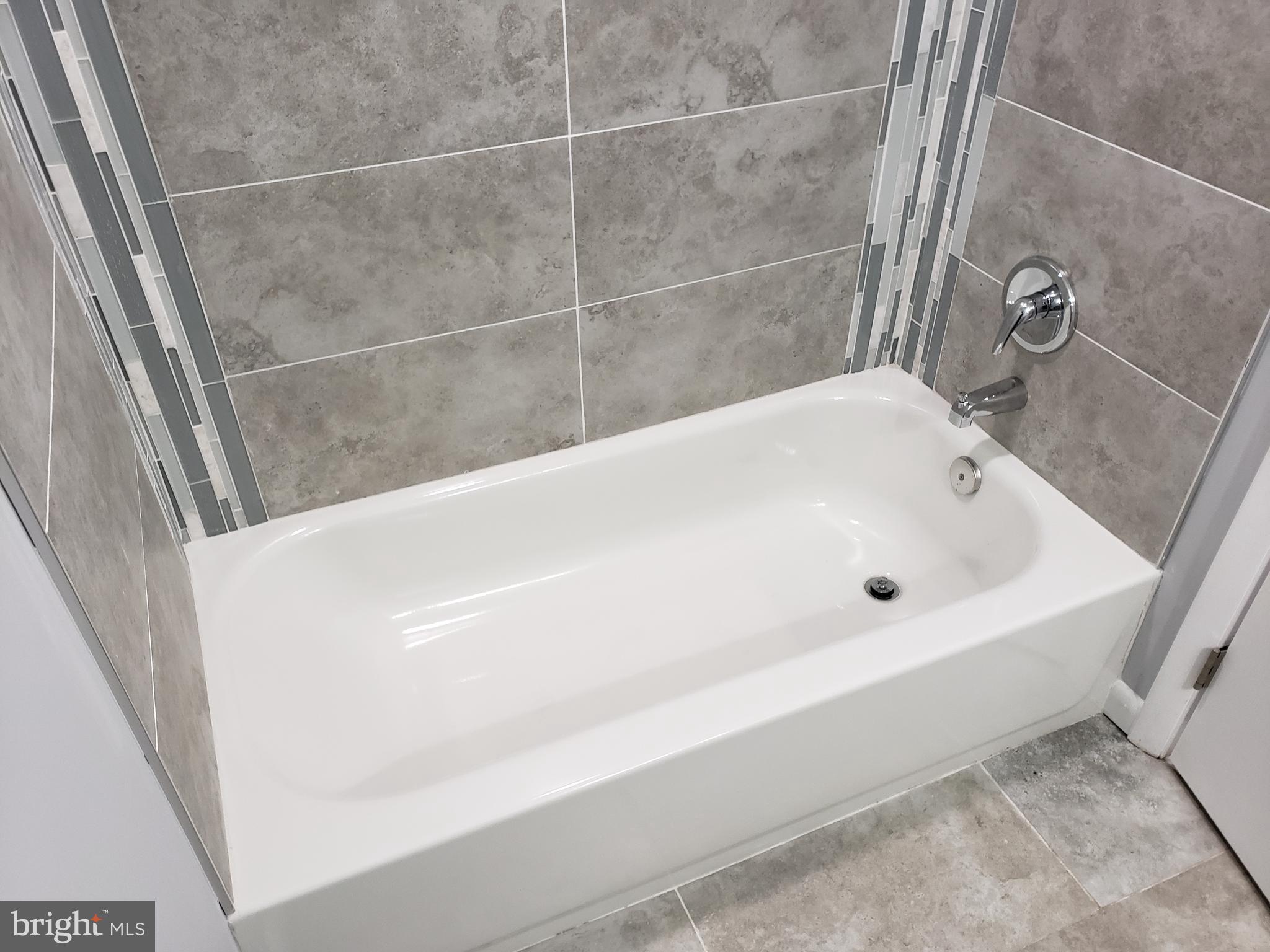 16717 Hampton Road Williamsport, MD 21795 - Photo 15 of 34 Bathroom