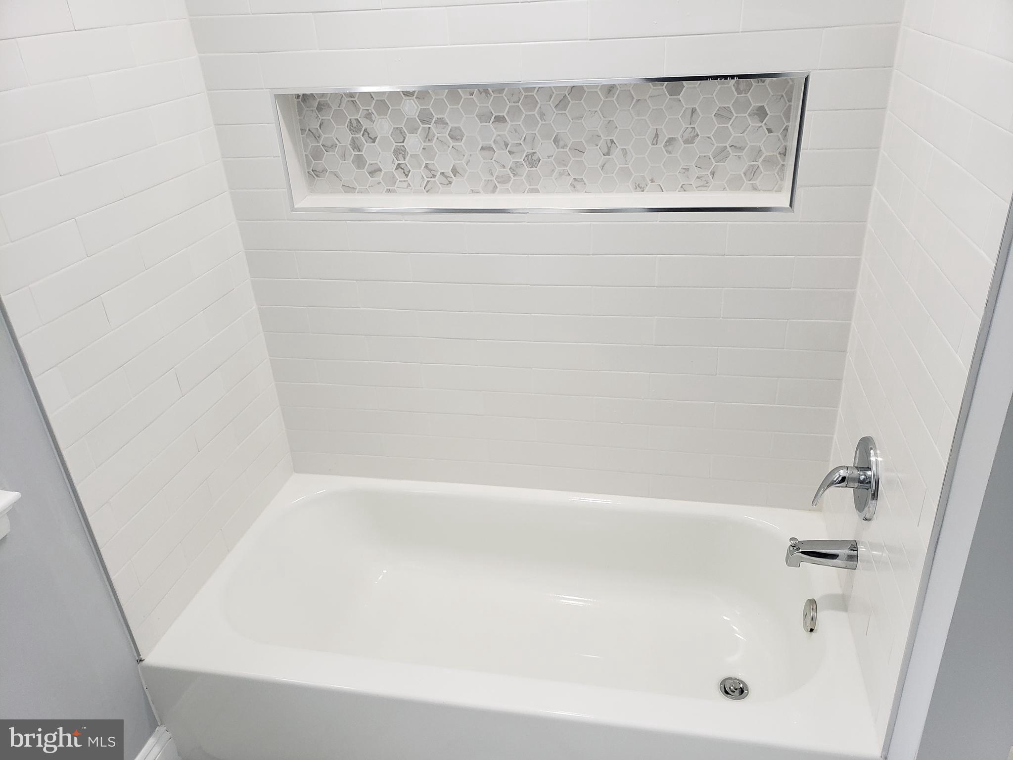 16717 Hampton Road Williamsport, MD 21795 - Photo 17 of 34 Bathroom