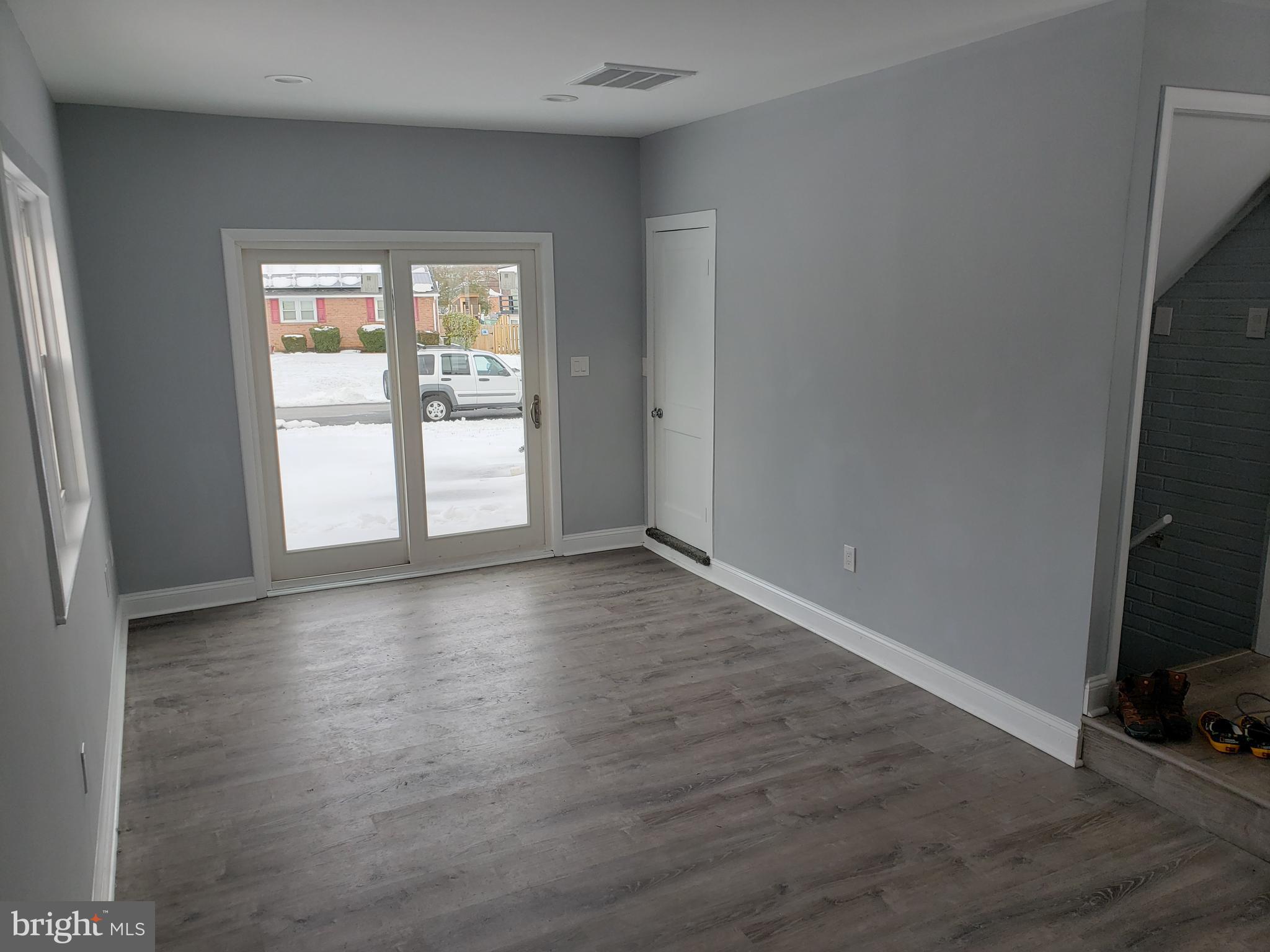 16717 Hampton Road Williamsport, MD 21795 - Photo 8 of 34 Dining Room