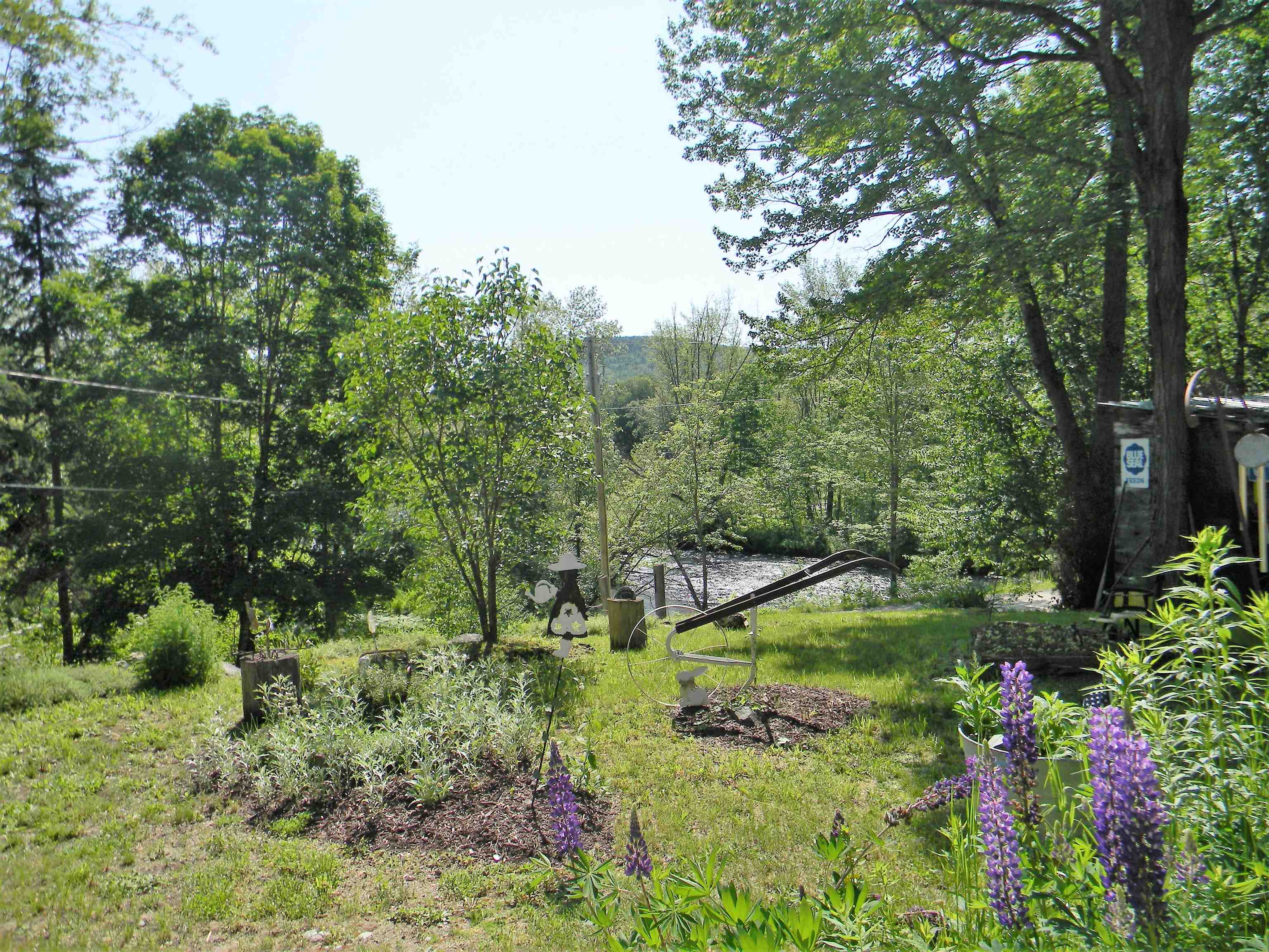 1036 Northside Road Stark, NH 03582 - Photo 27 of 40