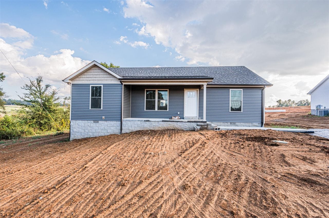 2275 Noah Bledsoe Road Smiths Grove, KY 42171 - Photo 1 of 1 Gallery Image 1