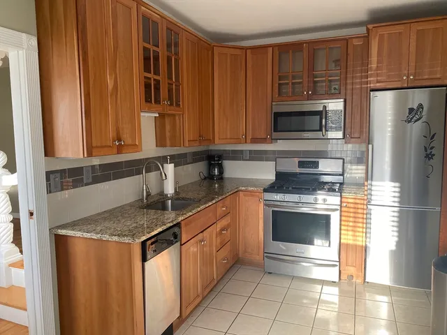 $4,500 | 102 A Moreland Street, Boston, MA 02119