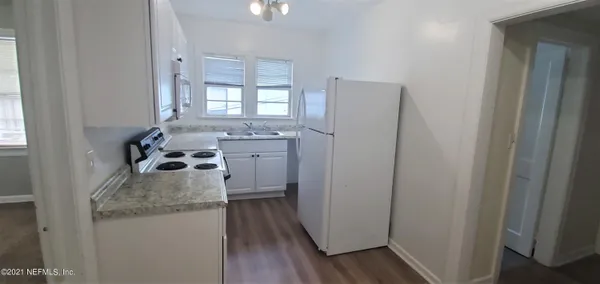 $975 | 2050 Dellwood Avenue, Unit 3, Jacksonville, FL 32204