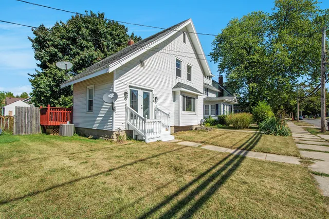 $159,900 | 732 West Morrell Street, Jackson, MI 49203