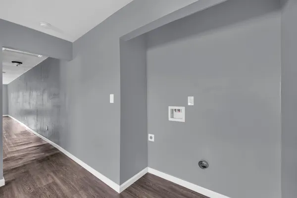 $1,180 | 7919 Brays Street, Unit B, Houston, TX 77012