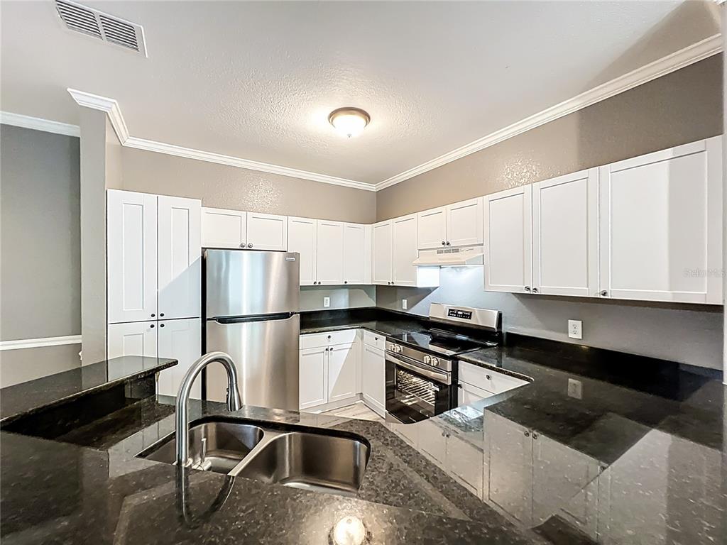 3561 Conroy Road, Unit 236 Orlando, FL 32839 - Photo 16 of 58 Gallery Image 16