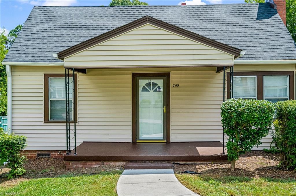 709 Hines Street High Point, NC 27260 - Photo 1 of 27 Gallery Image 1