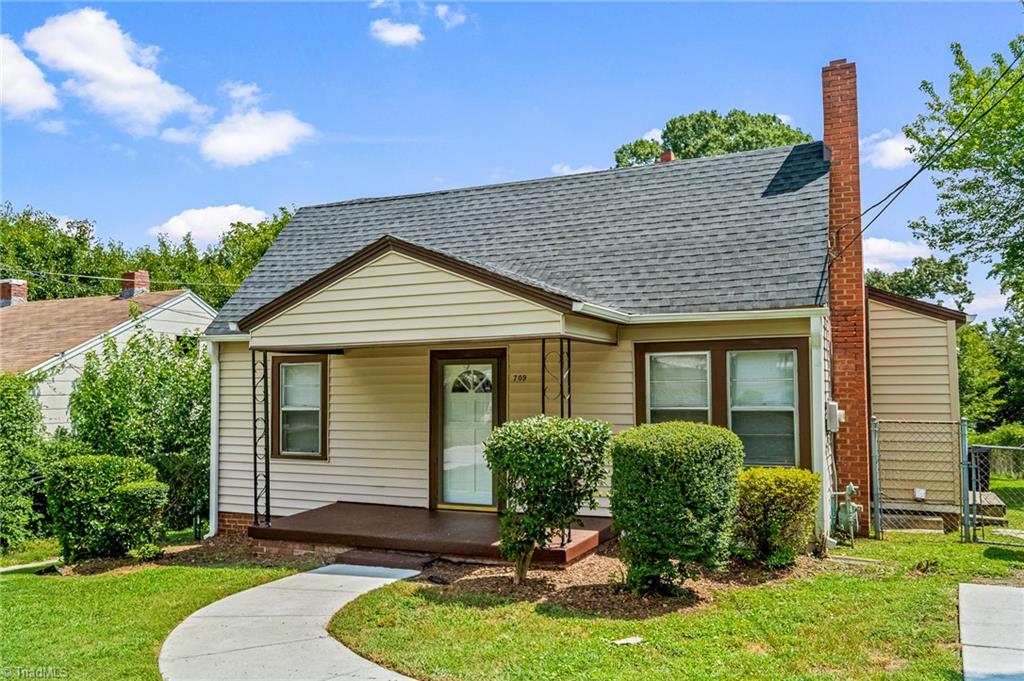 709 Hines Street High Point, NC 27260 - Photo 4 of 27 Gallery Image 4