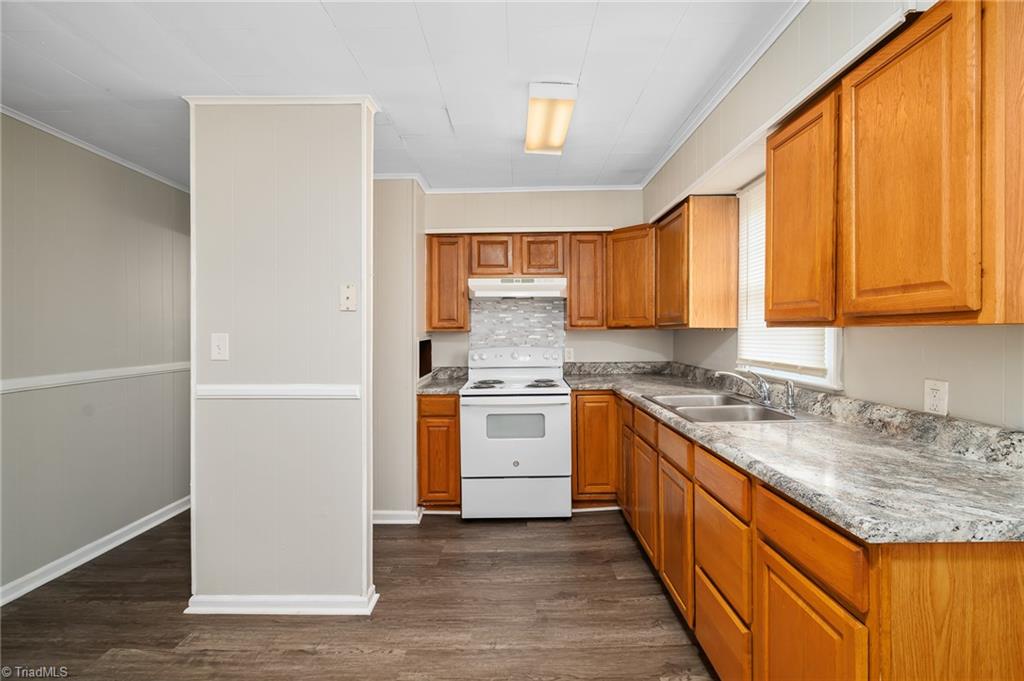 709 Hines Street High Point, NC 27260 - Photo 10 of 27 Gallery Image 10