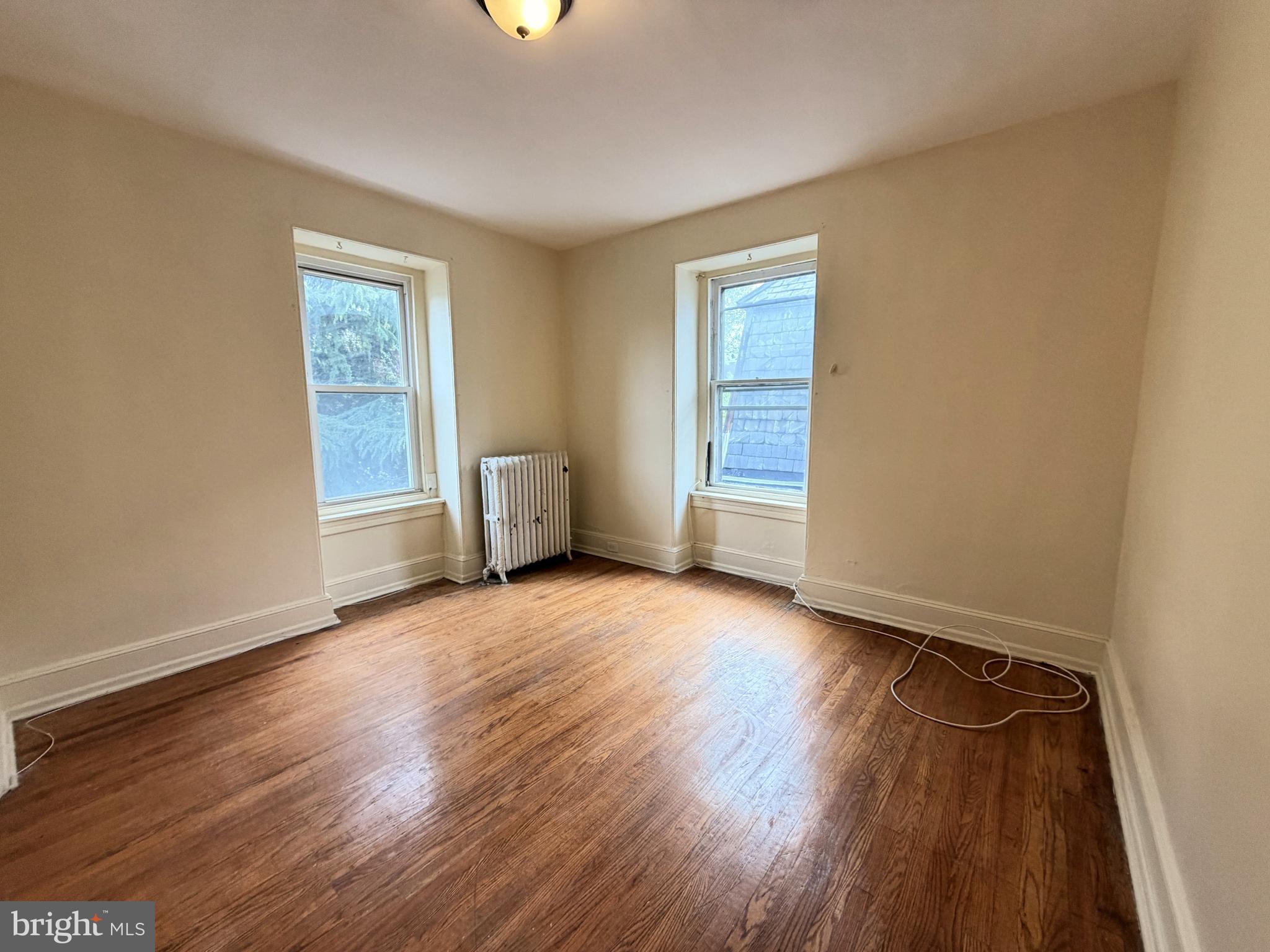 4718-00 Hazel Avenue, Unit 3 Philadelphia, PA 19143 - Photo 5 of 8