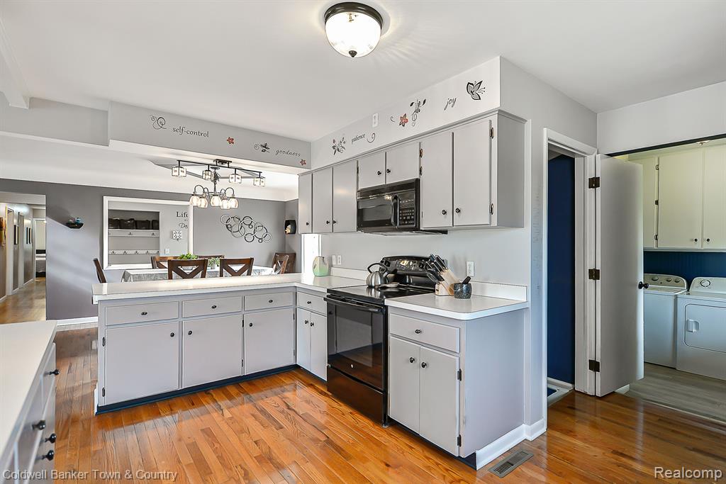 900 West Marr Road Howell, MI 48855 - Photo 14 of 67