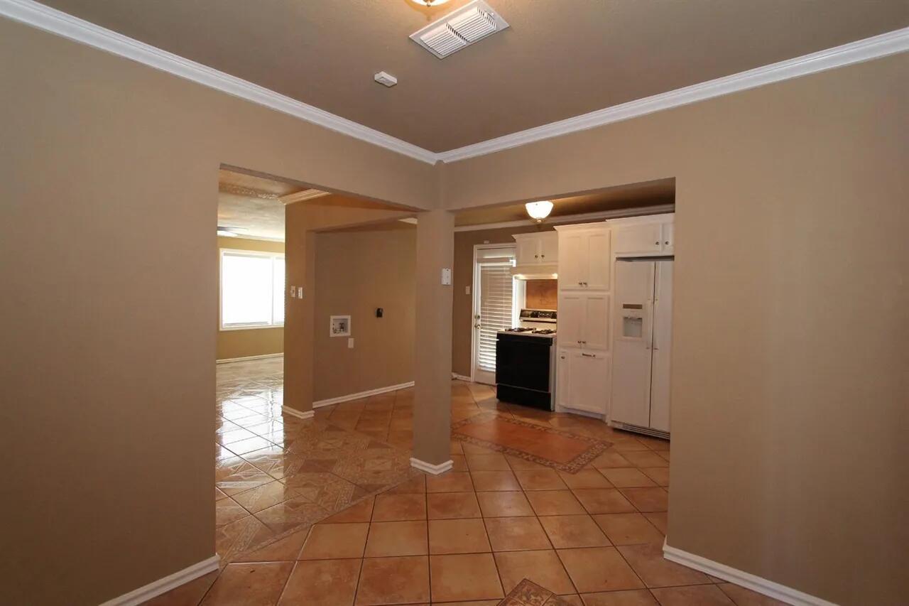 2610 35th Street Lubbock, TX 79410 - Photo 8 of 19