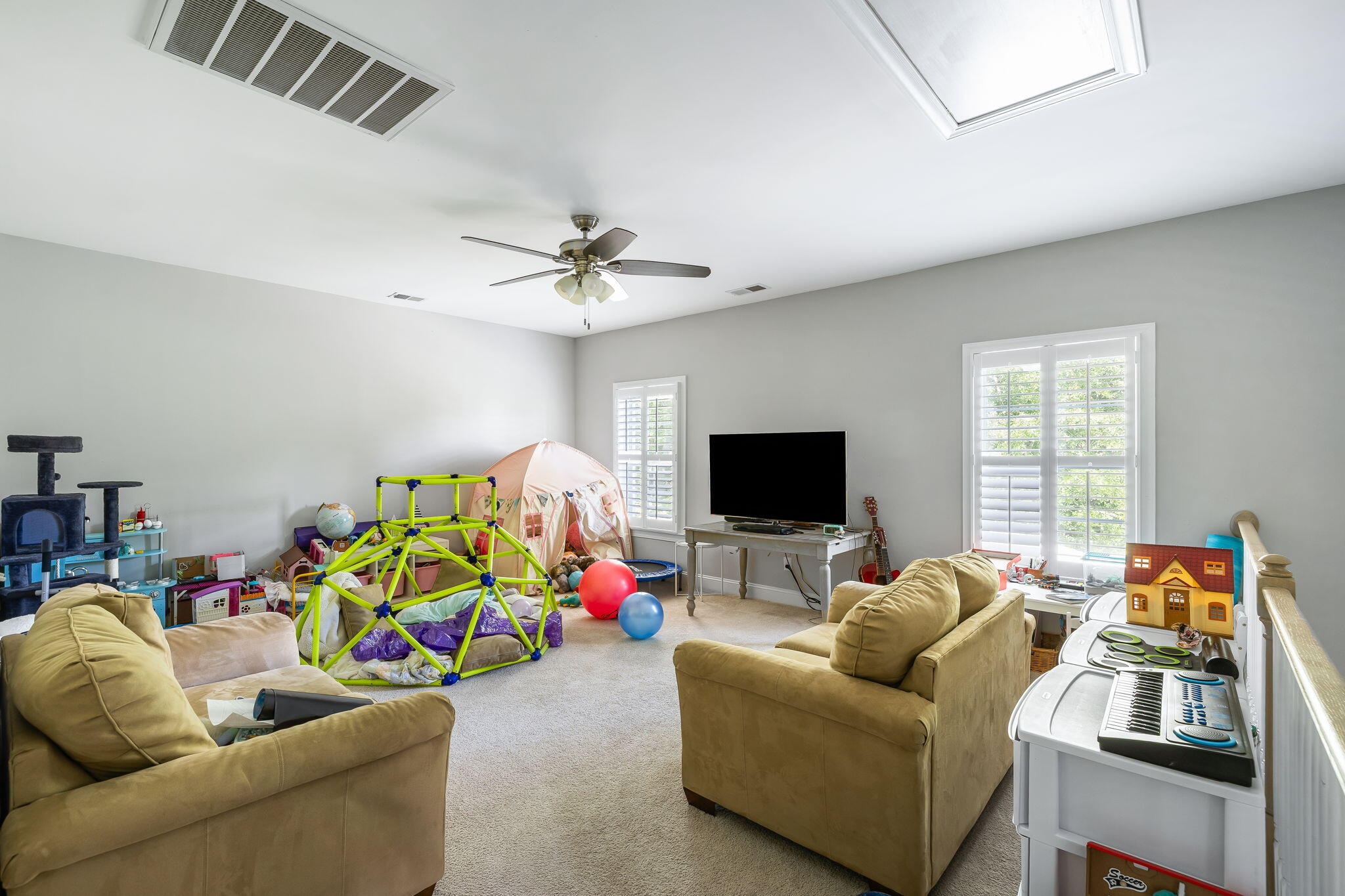 2824 Wagner Way Mount Pleasant, SC 29466 - Photo 9 of 15 9-web-or-mls-2824 Wagner Wy CoastalRE-7