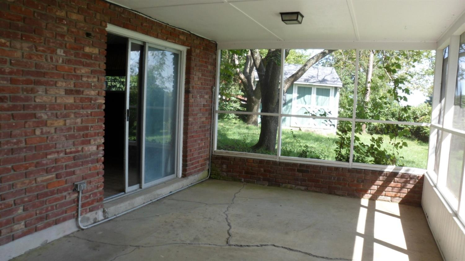 352 Westover Road Frankfort, KY 40601 - Photo 8 of 46 Photo 8
