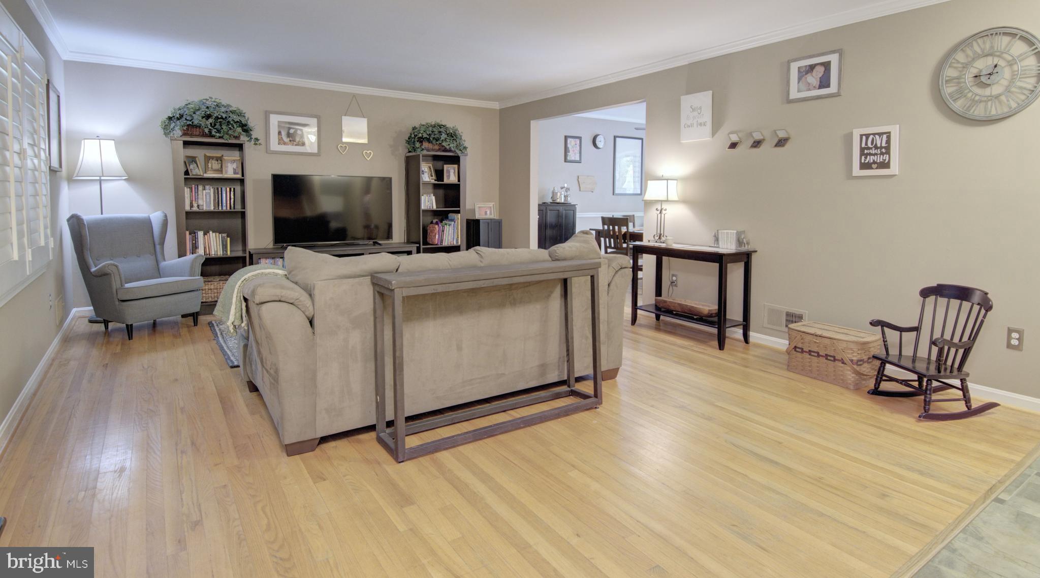 2305 Short Ridge Road Reston, VA 20191 - Photo 2 of 23