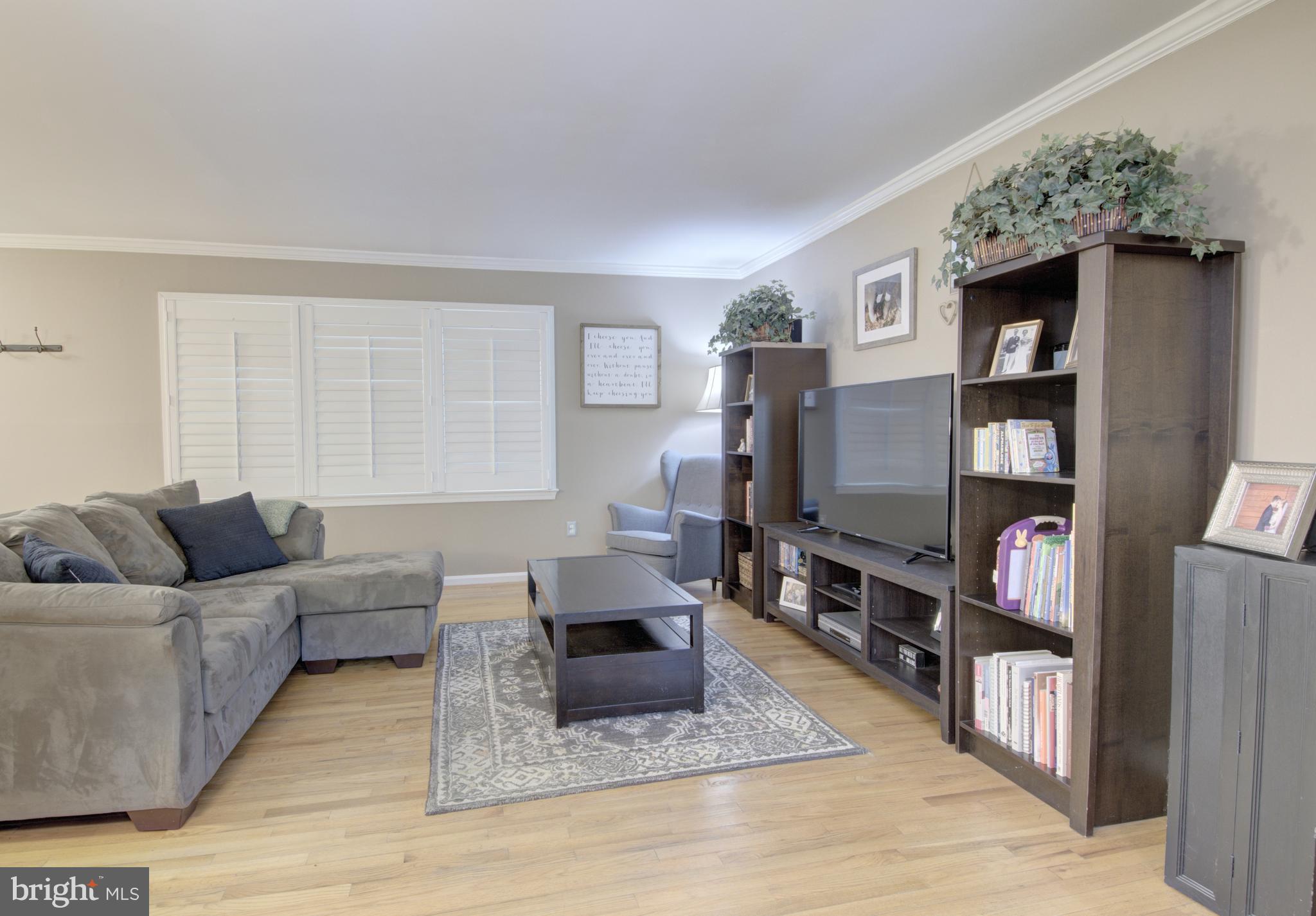 2305 Short Ridge Road Reston, VA 20191 - Photo 3 of 23