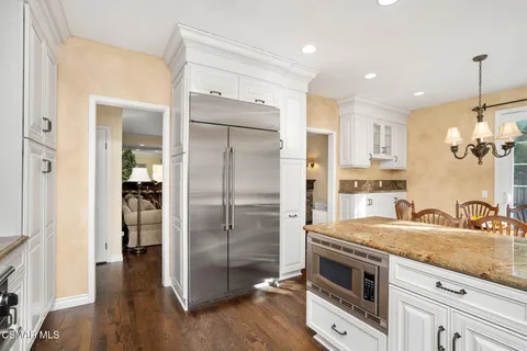 $1,690,000 | 5750 Hempstead Drive, Agoura Hills, CA 91301