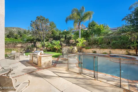 $1,690,000 | 5750 Hempstead Drive, Agoura Hills, CA 91301