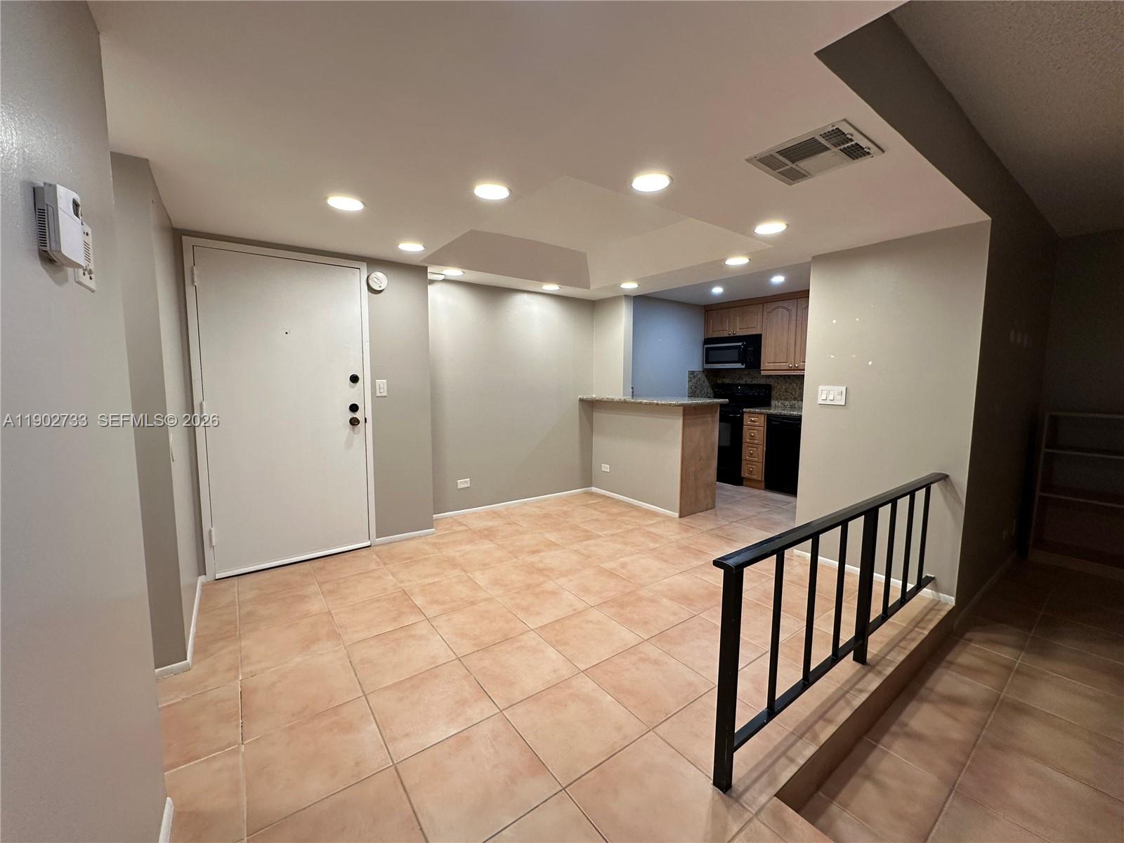 3650 Inverrary Drive, Unit 3YG Lauderhill, FL 33319 - Photo 2 of 28