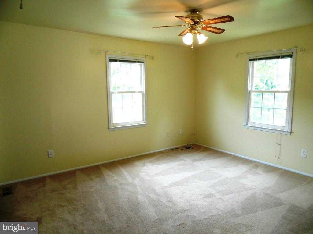 7765 Euclid Way Springfield, VA 22153 - Photo 12 of 30 Bedroom (Master)