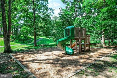 7765 Euclid Way Springfield, VA 22153 - Photo 30 of 30 Tot Lot