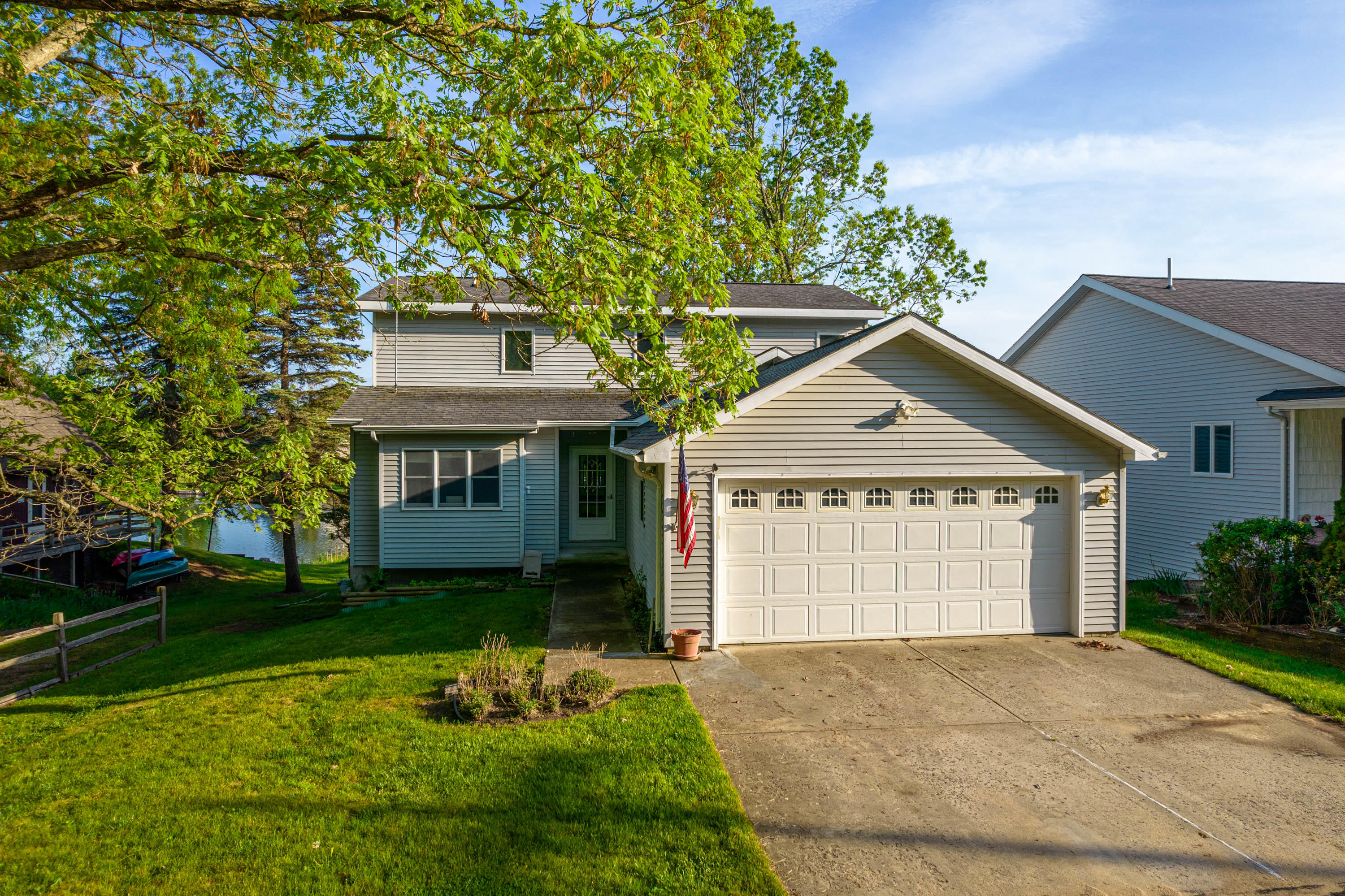 11259 Lake Road Canadian Lakes, MI 49346 - Photo 12 of 30 16