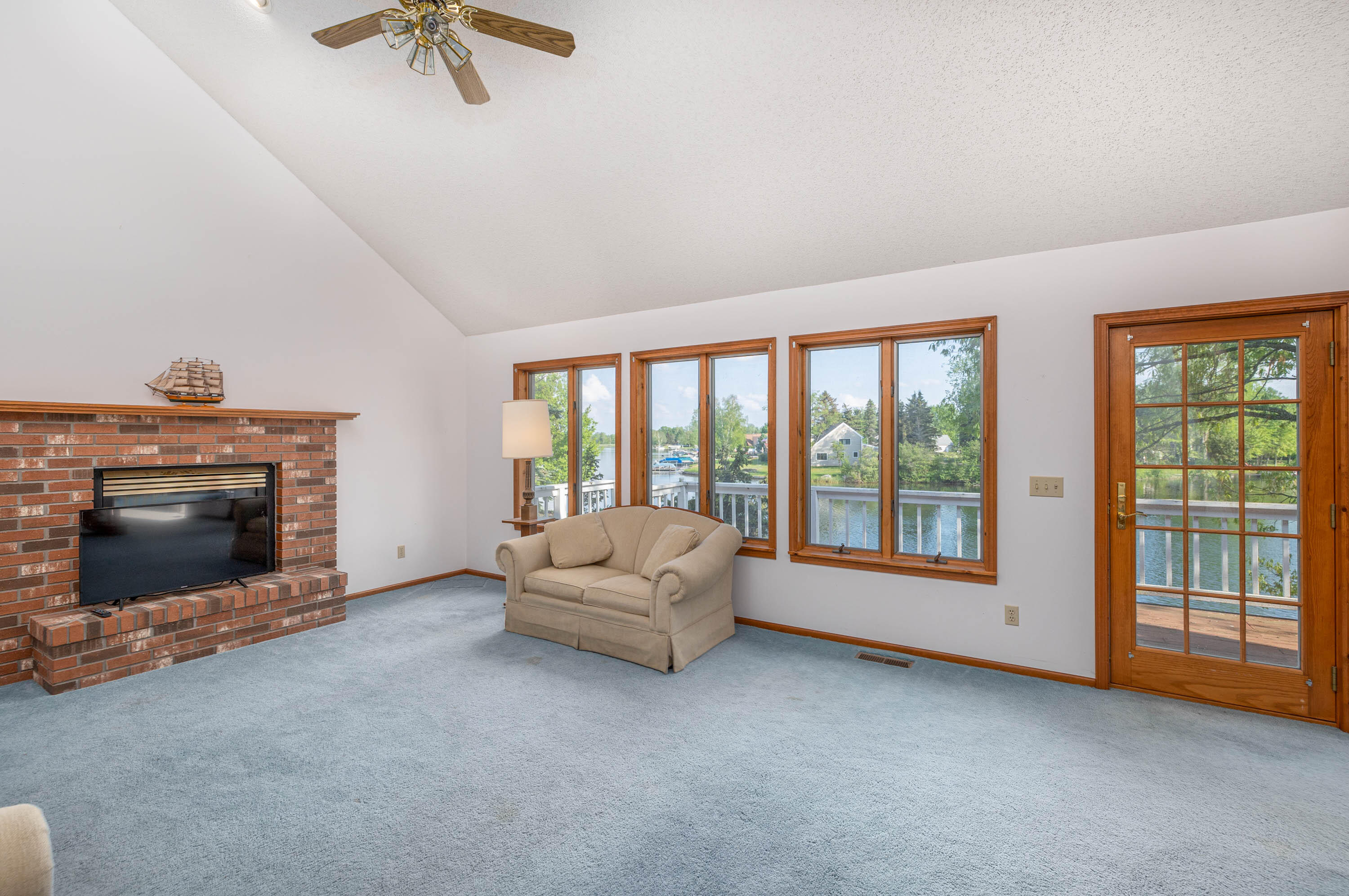 11259 Lake Road Canadian Lakes, MI 49346 - Photo 13 of 30 1