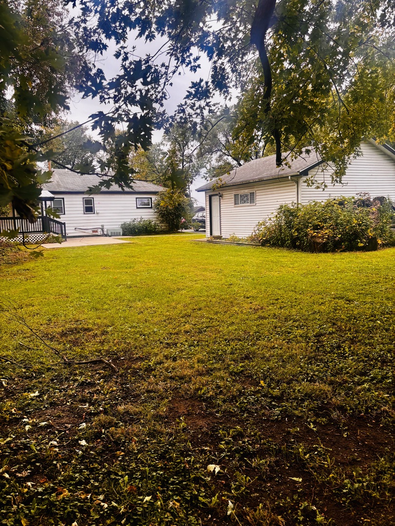 1514 173rd Street East Hazel Crest, IL 60429 - Photo 20 of 20 a view of an ocean view
