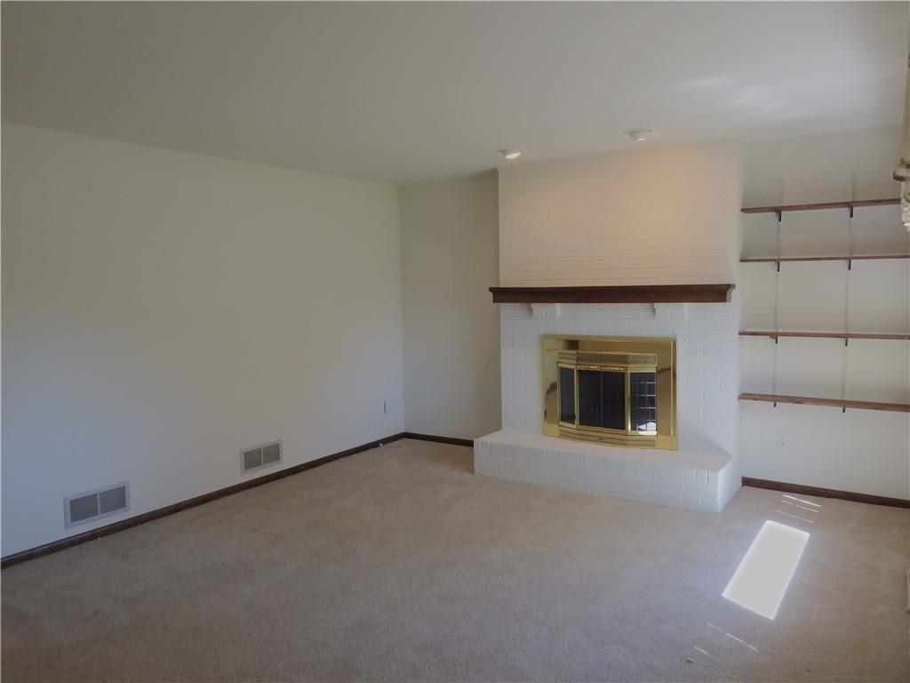 7111 Country Club Road Butler, PA 16001 - Photo 9 of 25