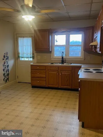 $74,500 | 337 South Jardin Street, Shenandoah, PA 17976