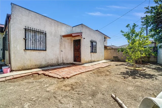 $805,000 | 2118 South Hickory Street, Santa Ana, CA 92707