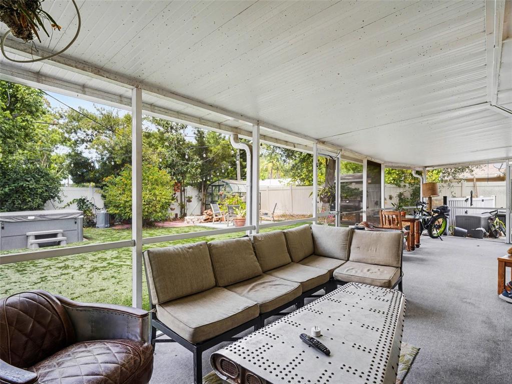4304 Midland Road Sarasota, FL 34231 - Photo 24 of 31 Gallery Image 24