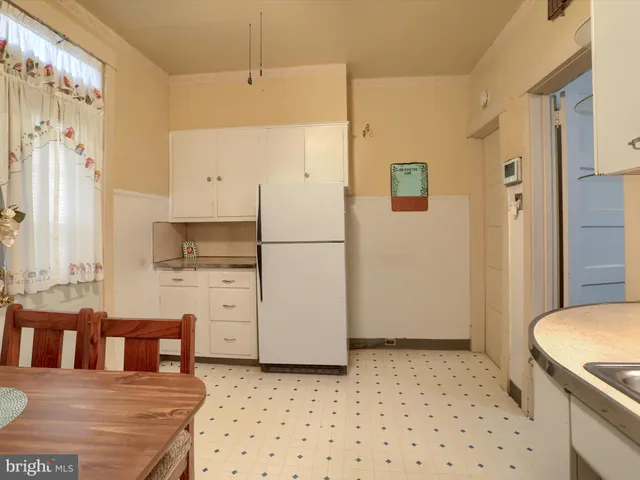 $164,900 | 1332 State Street, Harrisburg, PA 17103