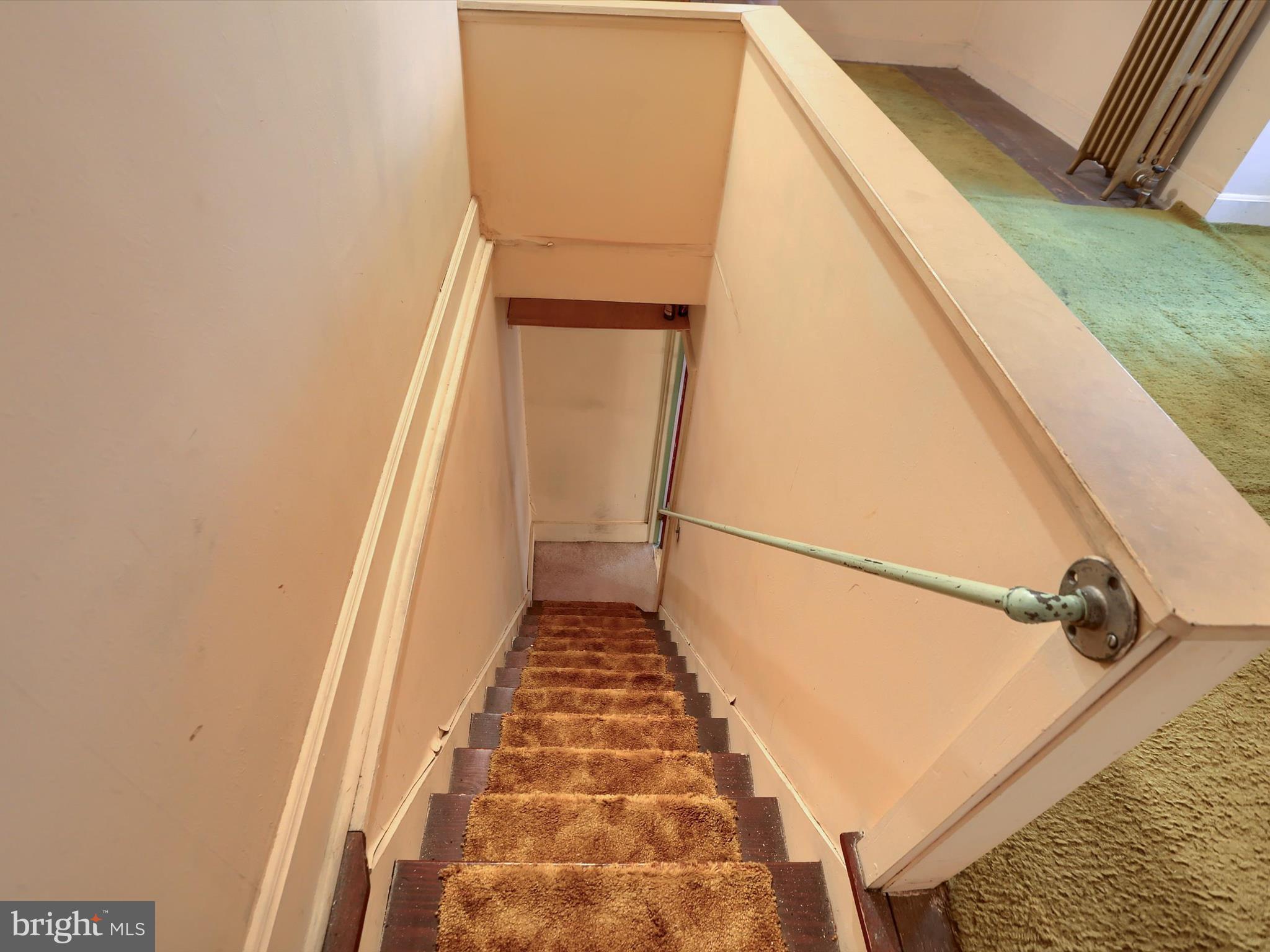 1332 State Street Harrisburg, PA 17103 - Photo 35 of 54 Down to the 2nd level