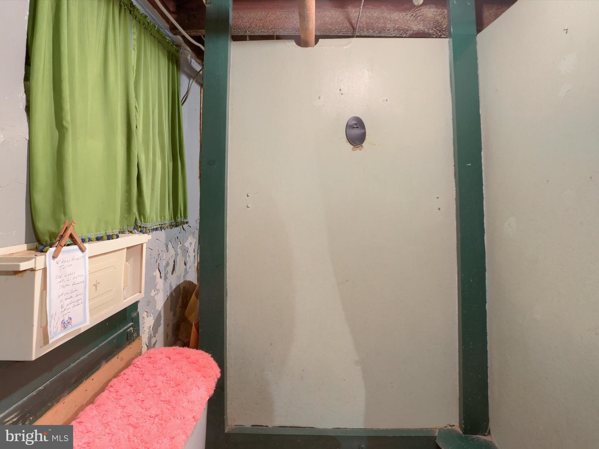 1332 State Street Harrisburg, PA 17103 - Photo 40 of 54 Plumbed commode