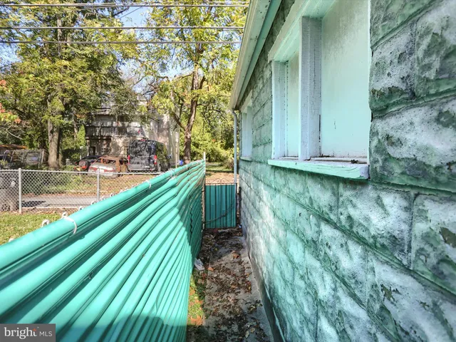 $164,900 | 1332 State Street, Harrisburg, PA 17103