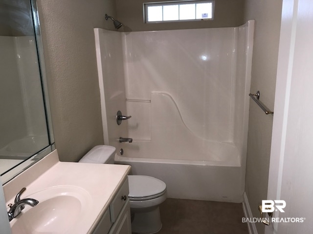 4620 Starboard Lane Orange Beach, AL 36561 - Photo 28 of 33 Guest bathroom