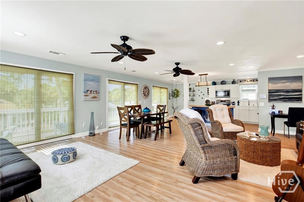 1404 Jones Avenue Tybee Island, GA 31328 - Photo 3 of 43