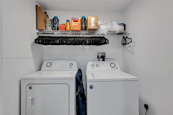 $319,000 | 4242 Northwest 2nd Street, Unit 807, Miami, FL 33126