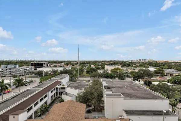 $319,000 | 4242 Northwest 2nd Street, Unit 807, Miami, FL 33126