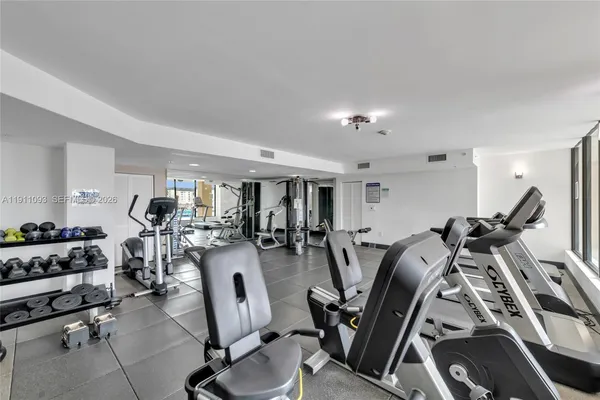 $319,000 | 4242 Northwest 2nd Street, Unit 807, Miami, FL 33126